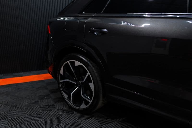 2021 Audi RS Q8 photo 6 | Arizona Elite Motors Phoenix AZ