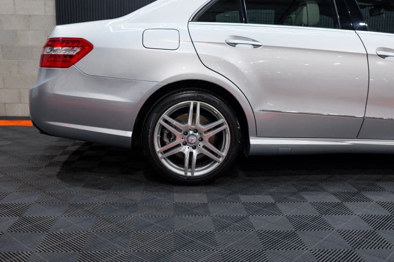 2010 Mercedes-Benz E-Class photo 6 | Arizona Elite Motors Phoenix AZ