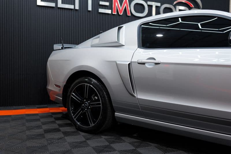 2013 Ford Mustang photo 5 | Arizona Elite Motors Phoenix AZ